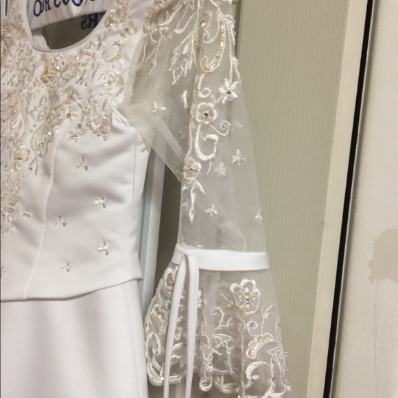 Girl’s white formal dress with tiered skirt - Picture 5 of 6